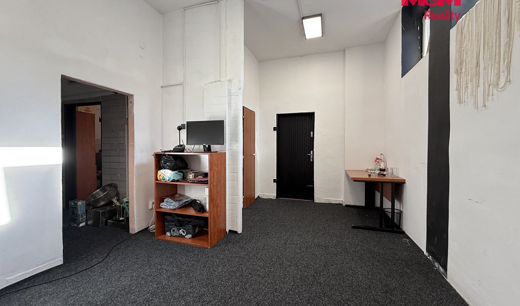Pronájem obchodních prostor 56 m², Karviná – náhled fotky 3