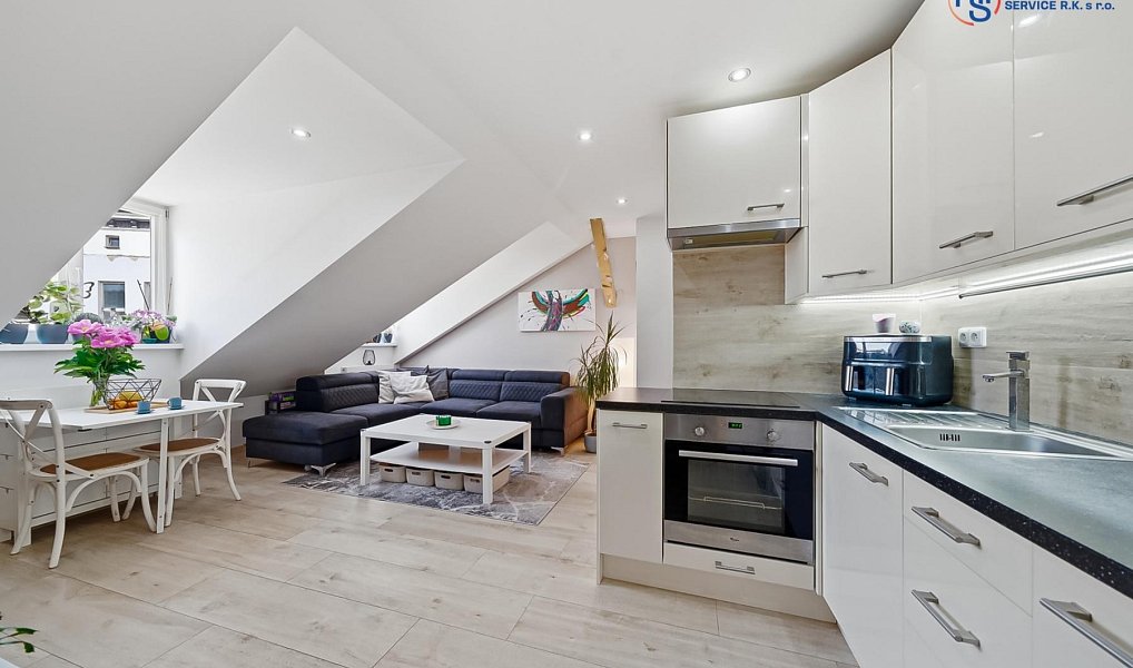 Prodej bytu 3+kk 64 m², Šternberk – náhled fotky 5