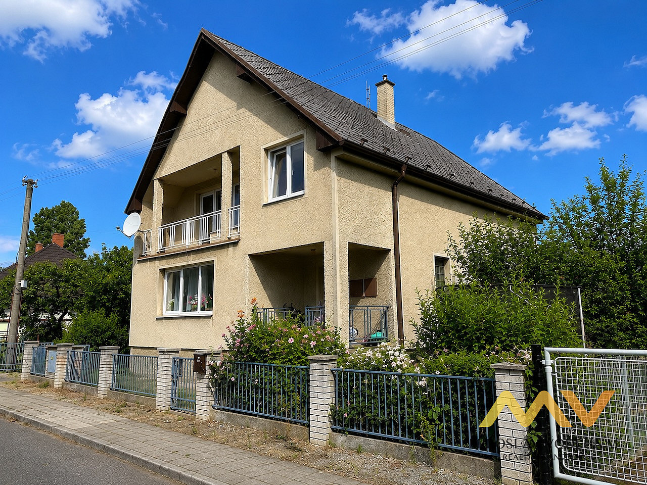 Prodej domu 150 m² s pozemkem 798 m²