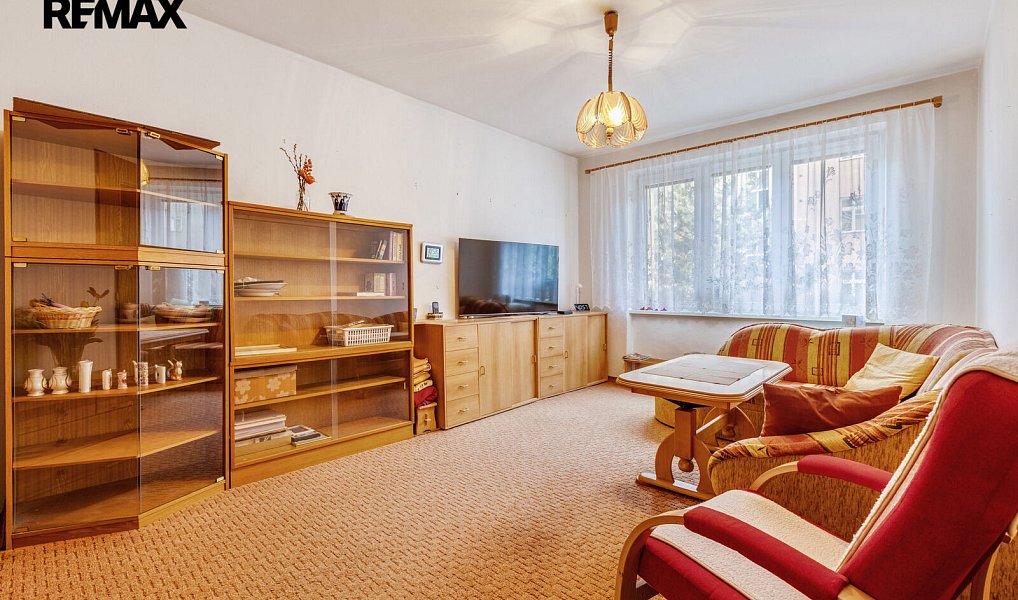 Pronájem bytu 2+1 54 m², Karlovy Vary – náhled fotky 2