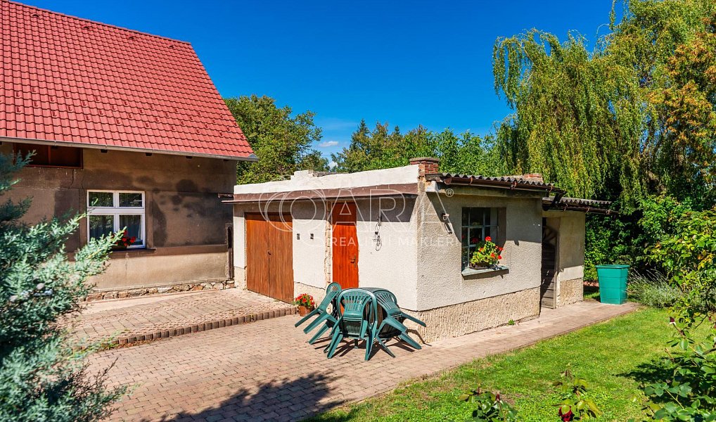Prodej domu 180 m² s pozemkem 2 065 m², Velký Chlumec – náhled fotky 22