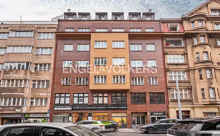 Pronájem obchodních prostor 130 m²