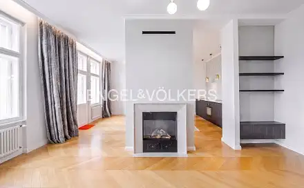 Pronájem bytu 4+1 142 m²