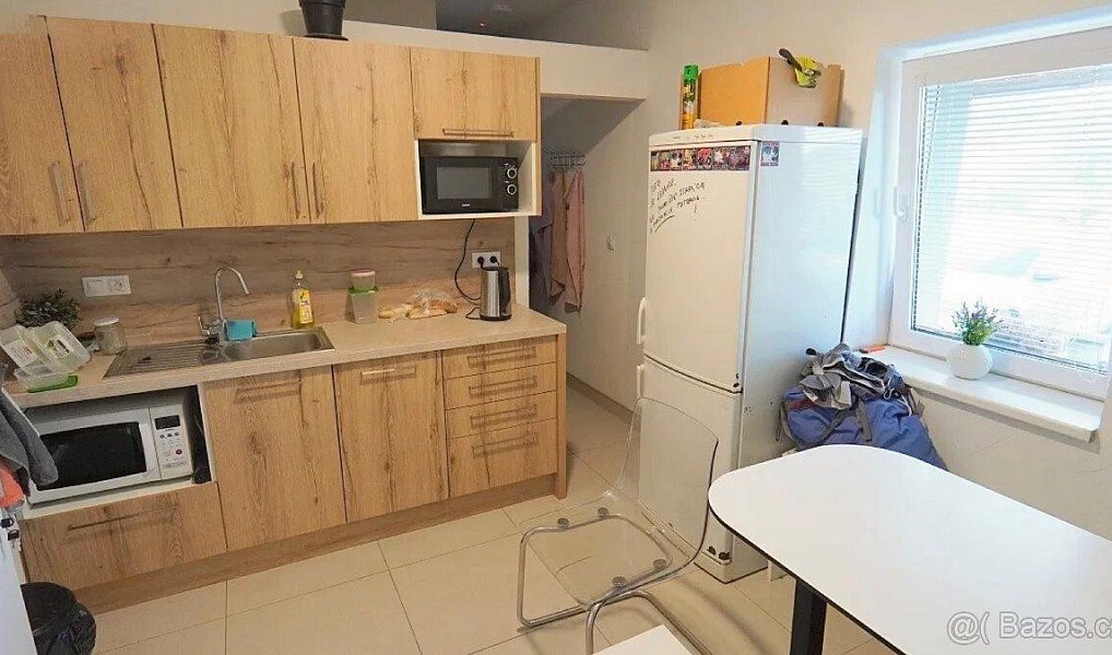 Prodej výrobních prostor 850 m², Psáry – náhled fotky 9
