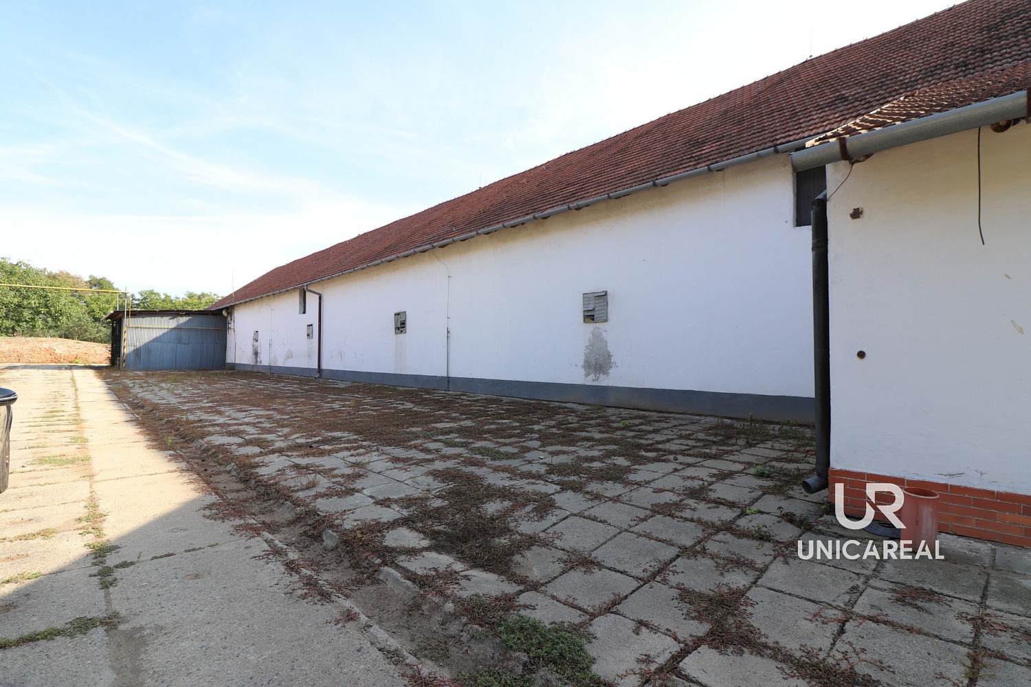 Pronájem skladovacích prostor 1 028 m²