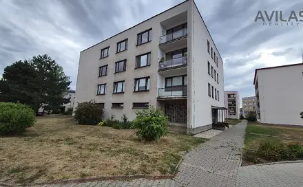 Prodej bytu 3+1 74 m², Týnec nad Sázavou, okres Benešov