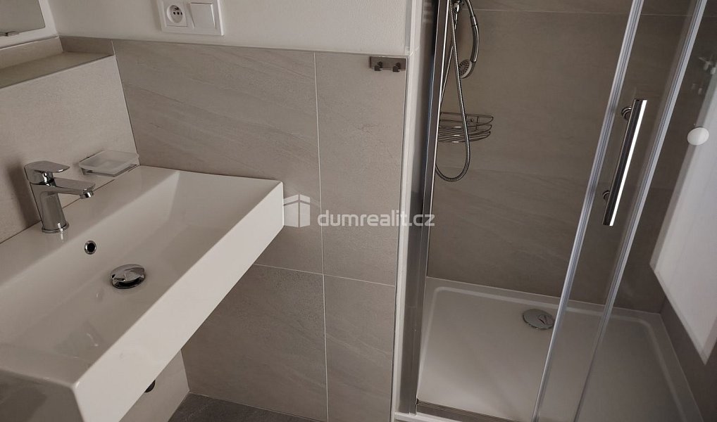 Pronájem bytu 3+kk 75 m², Děčín – náhled fotky 8