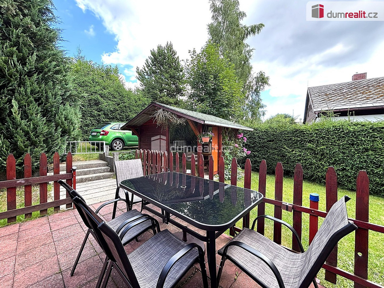 Prodej domu 130 m² s pozemkem 910 m² — photo 2
