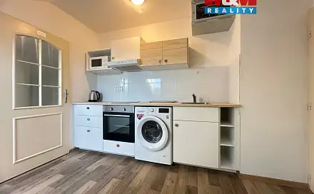 Pronájem bytu 1+kk 16 m²