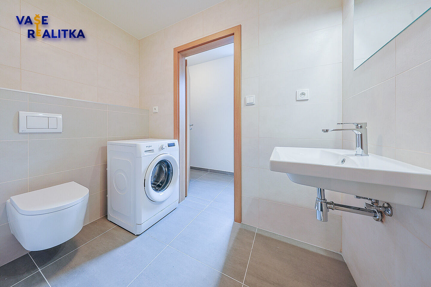 Pronájem bytu 2+kk 48 m² – fotografie 4