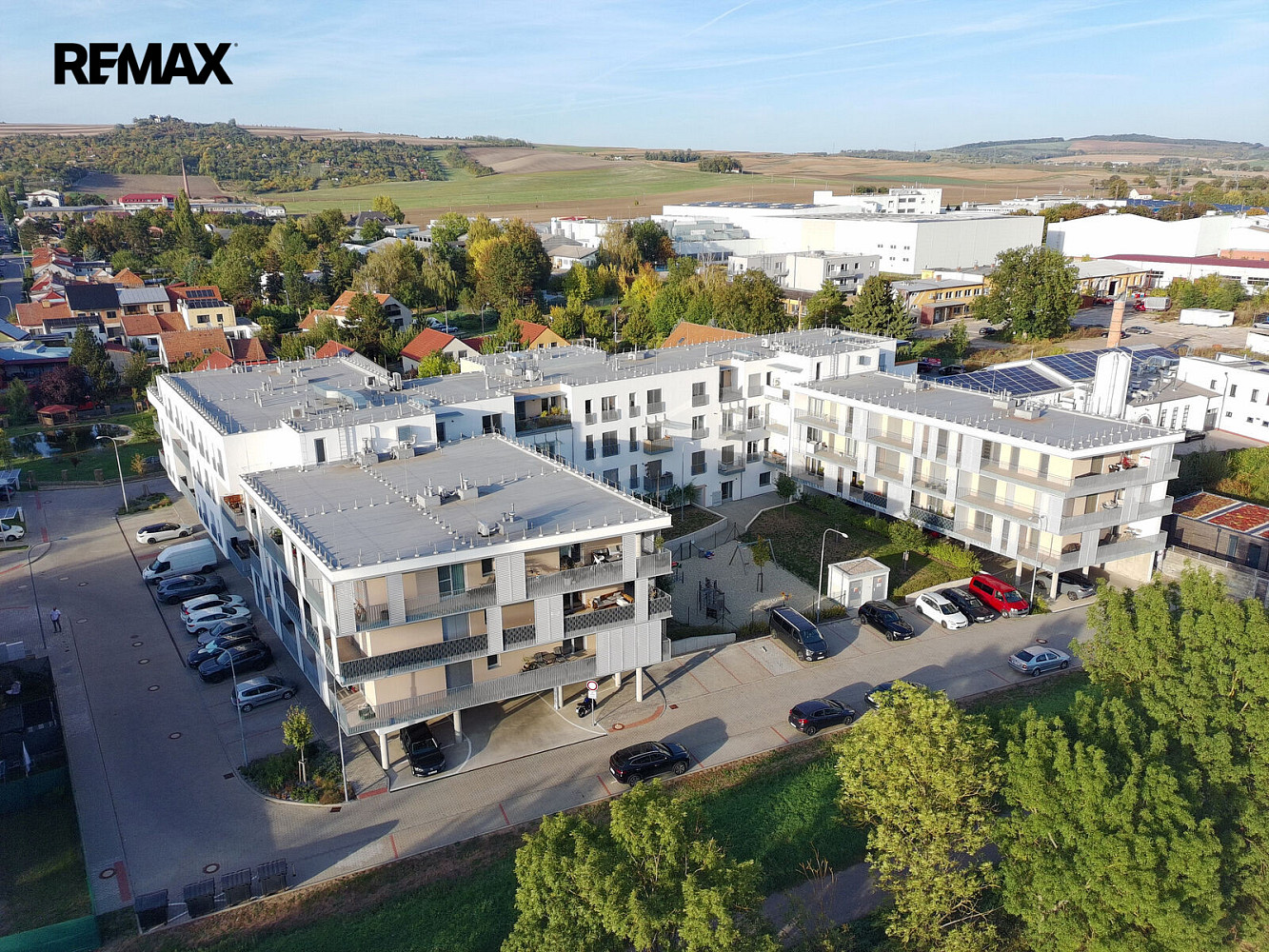 Prodej kanceláře 81 m² – fotografie 2