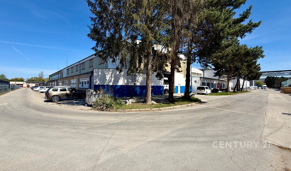 Pronájem výrobních prostor 3 000 m², Ivančice – náhled fotky 15