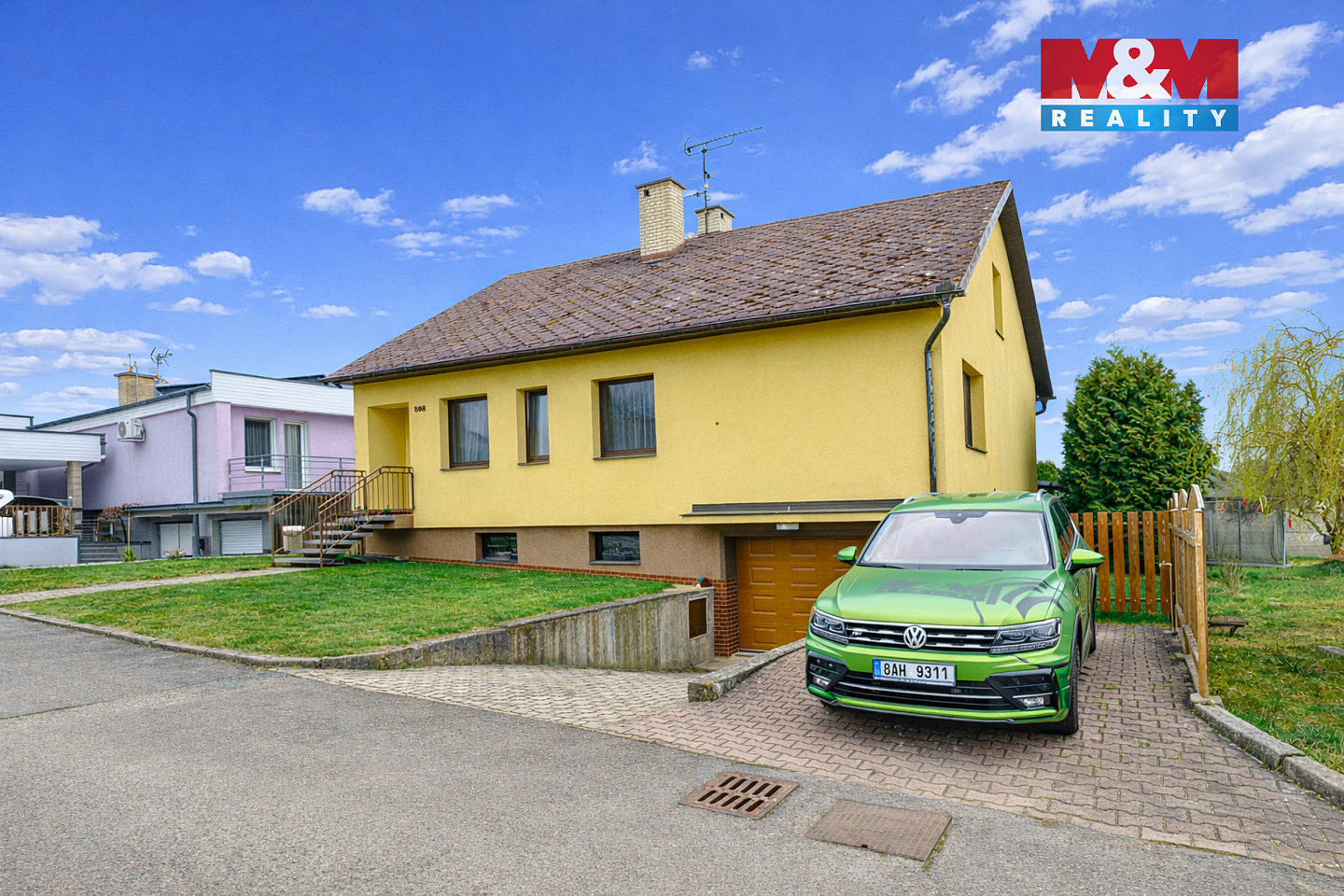 Prodej domu 236 m² s pozemkem 666 m² — photo 2