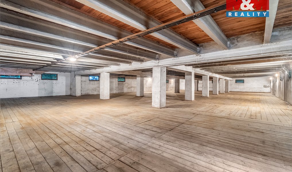 Prodej zemědělského objektu 2 000 m², Křešice – náhled fotky 17