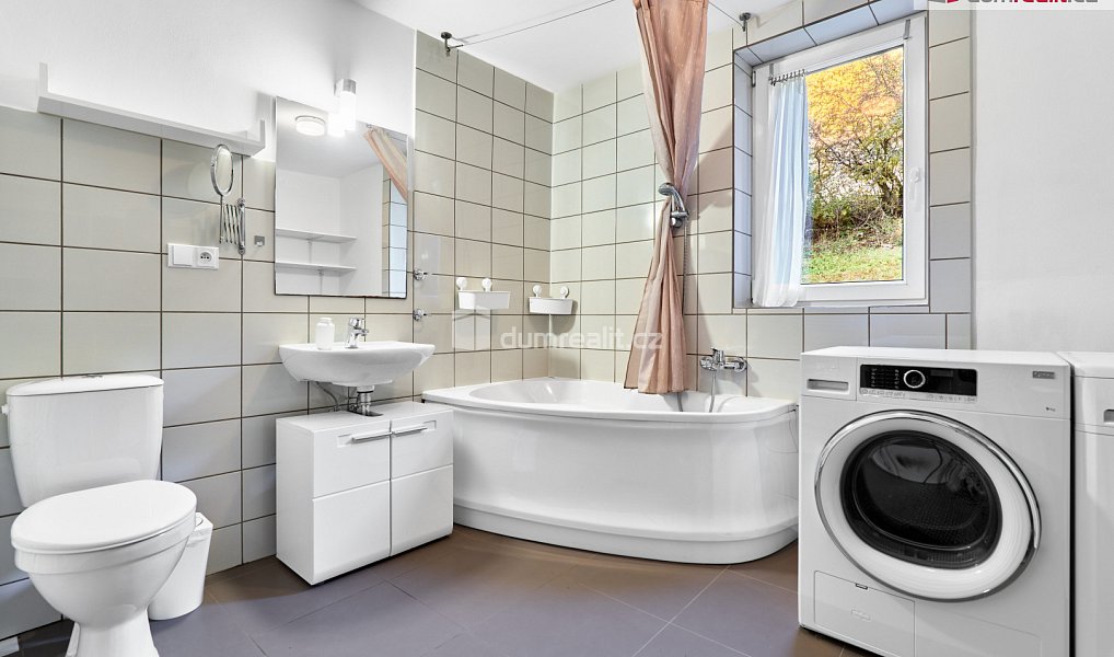 Prodej ubytovacího objektu 400 m², Jáchymov – náhled fotky 17