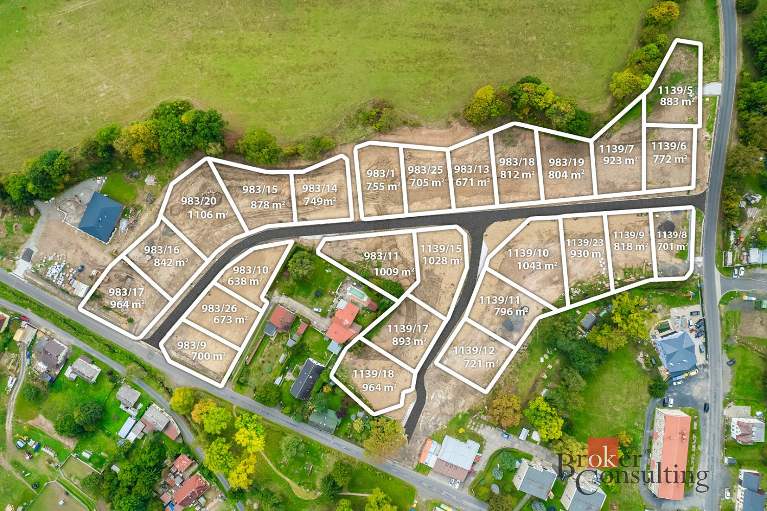 Prodej stavebního pozemku 772 m² – fotografie 3