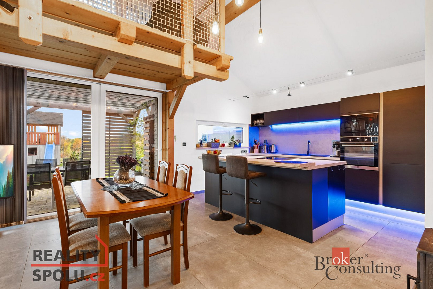 Prodej domu 120 m² s pozemkem 1 113 m² – fotografie 2