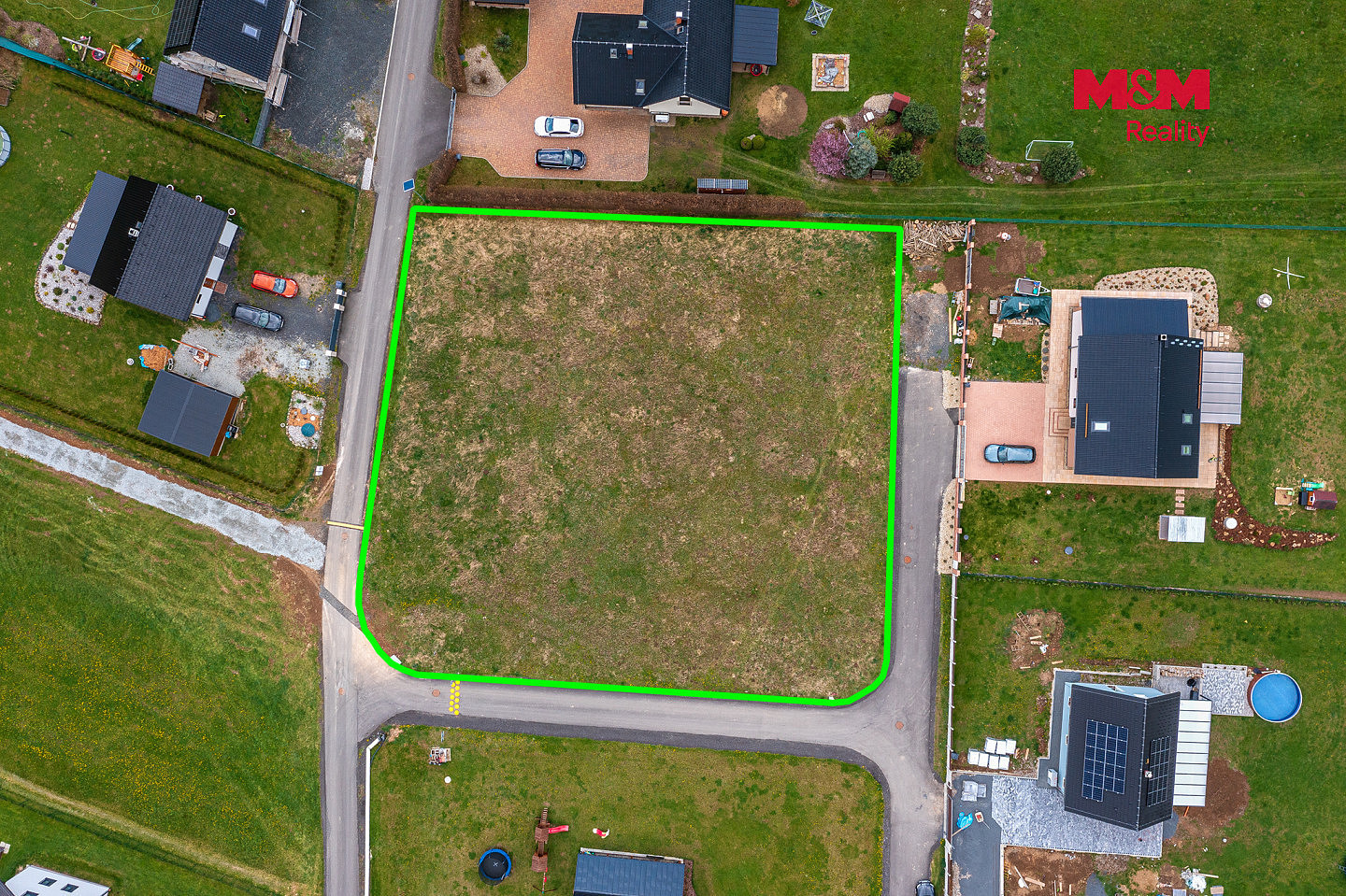 Prodej stavebního pozemku 2 192 m² – fotografie 2