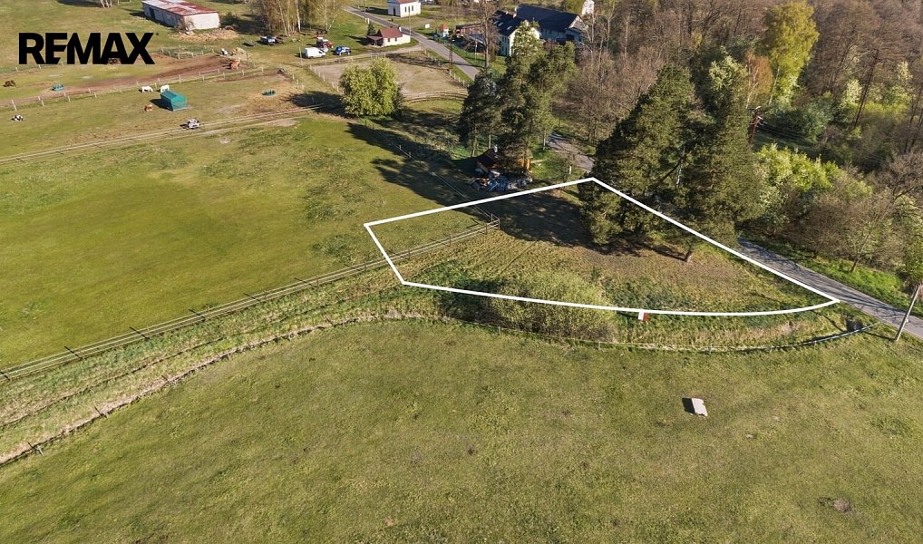 Prodej stavebního pozemku 1 150 m², Česká Lípa – fotka 1 z 28