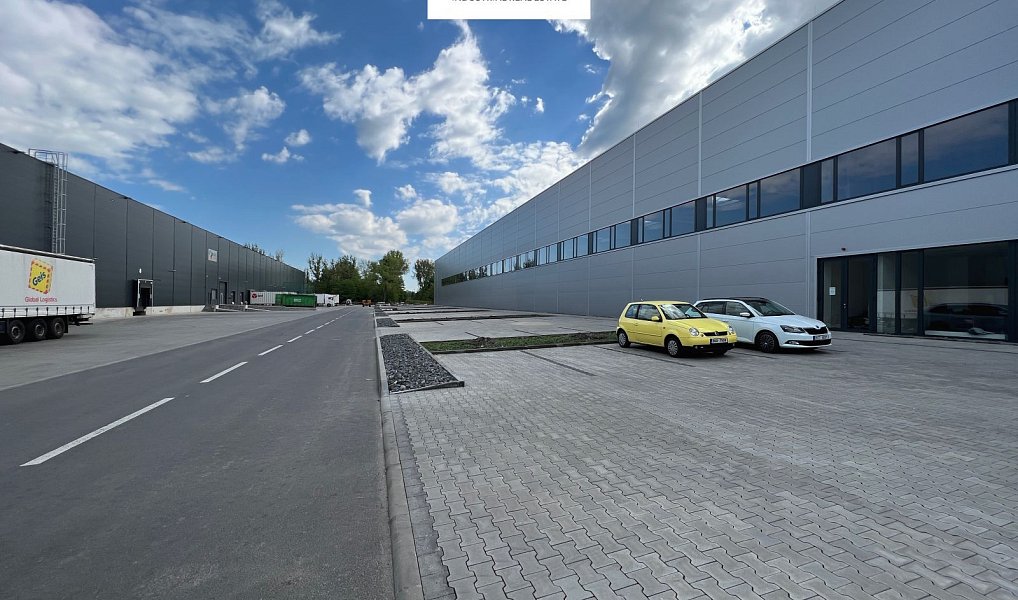 Pronájem skladovacích prostor 15 000 m², Chlumec – náhled fotky 3