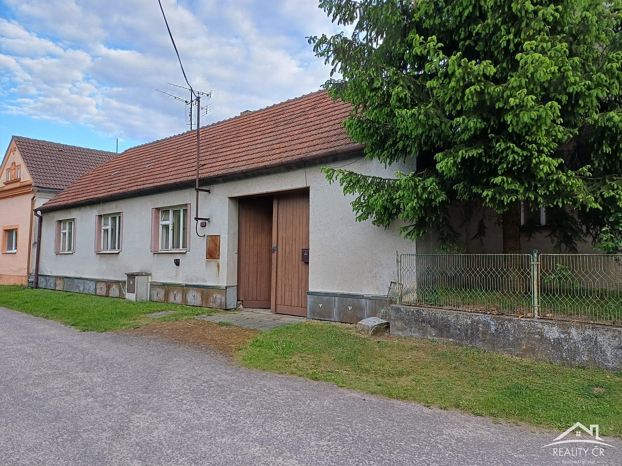 Prodej domu 111 m² s pozemkem 688 m² – pohled 4