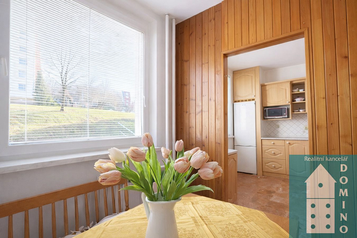 Pronájem bytu 4+1 88 m² – pohled 2