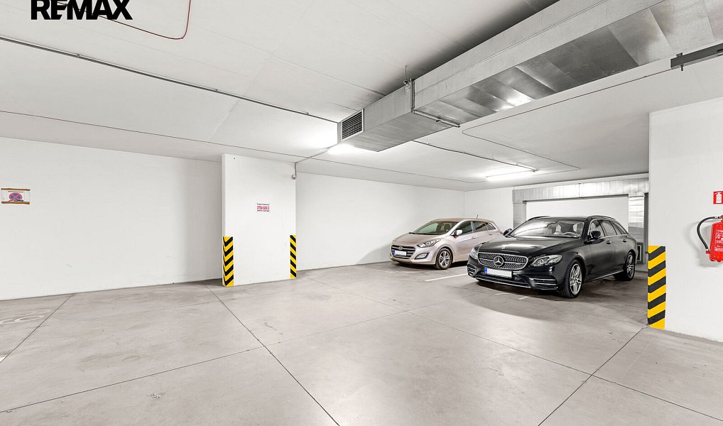 Prodej bytu 1+kk 32 m², Praha – náhled fotky 15