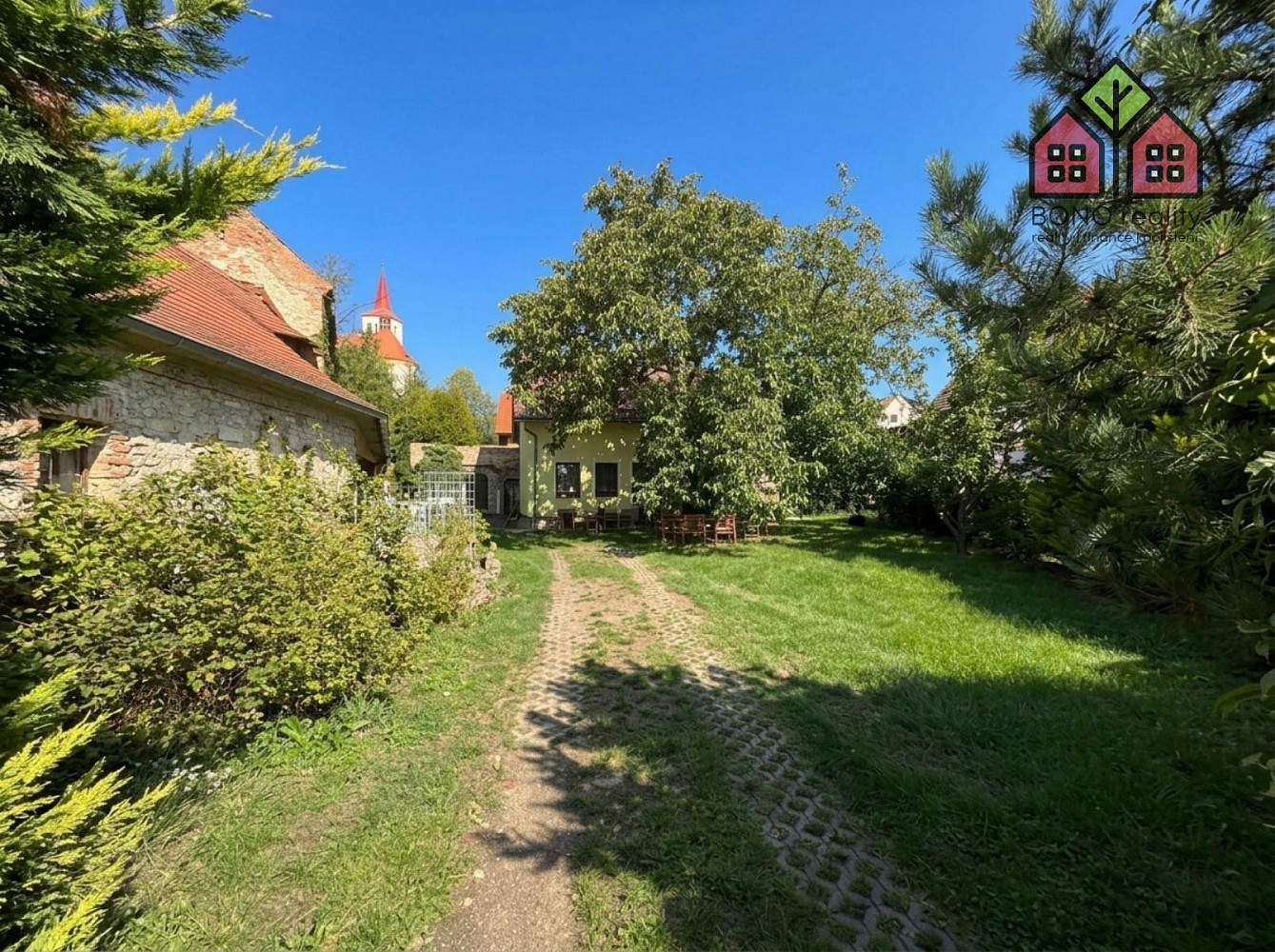 Prodej domu 159 m² s pozemkem 468 m² – fotografie 2