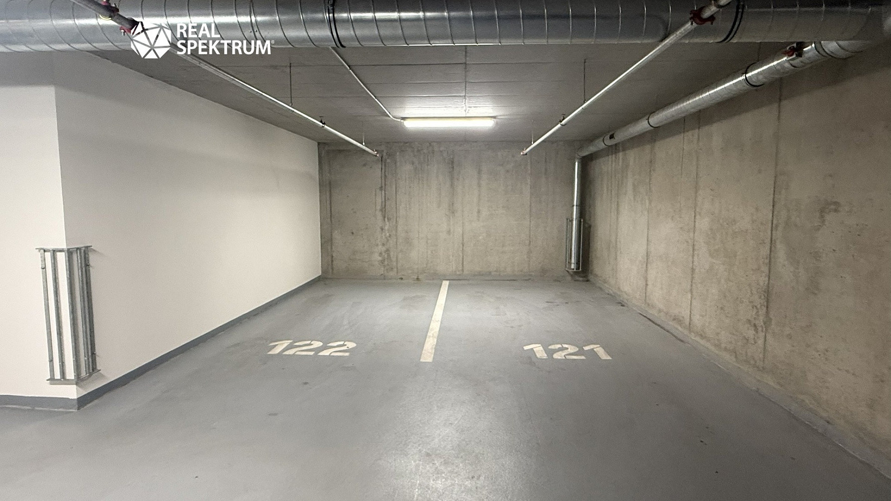 Pronájem garážového stání 18 m2, brno - zábrdovice