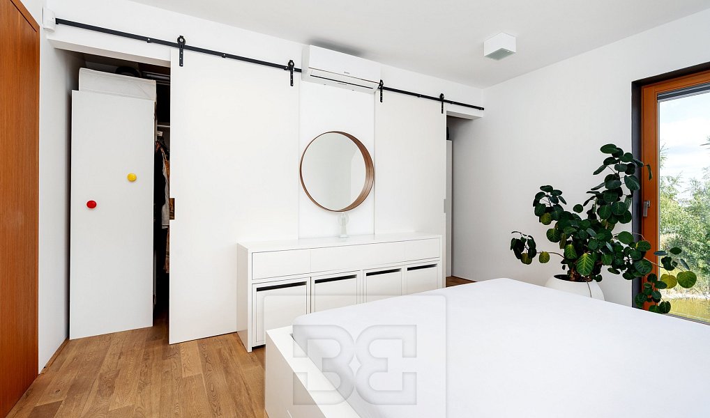 Prodej domu 201 m² s pozemkem 801 m², Předměřice nad Jizerou – náhled fotky 10