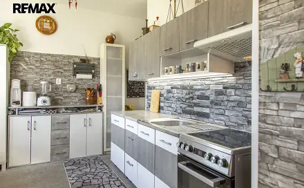 Prodej bytu 4+1 81 m², Bří Podmolů, Krhová, okres Vsetín