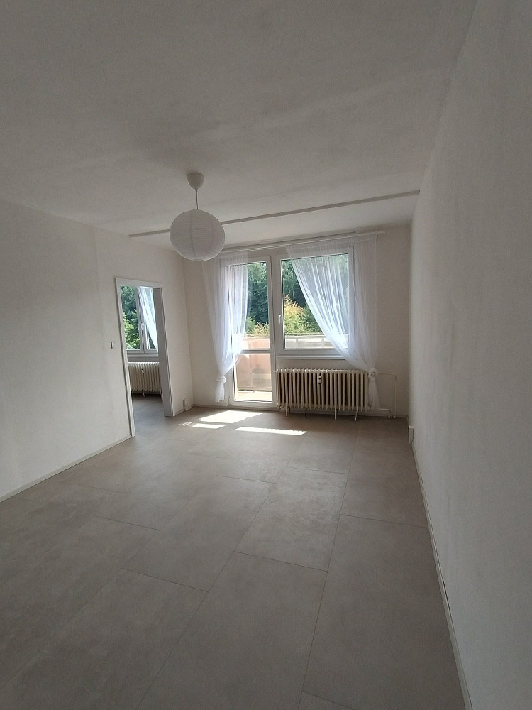 Pronájem bytu 2+1 70 m² – fotografie 5