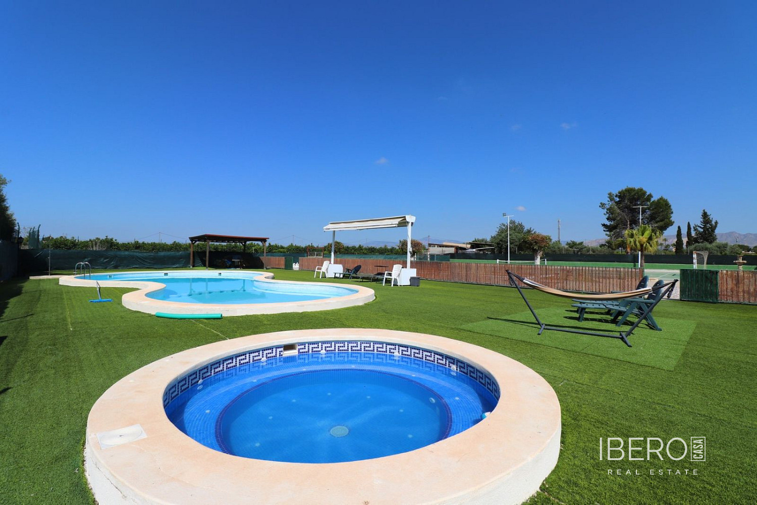 Prodej domu 112 m² s pozemkem 4 082 m² - Vista 4