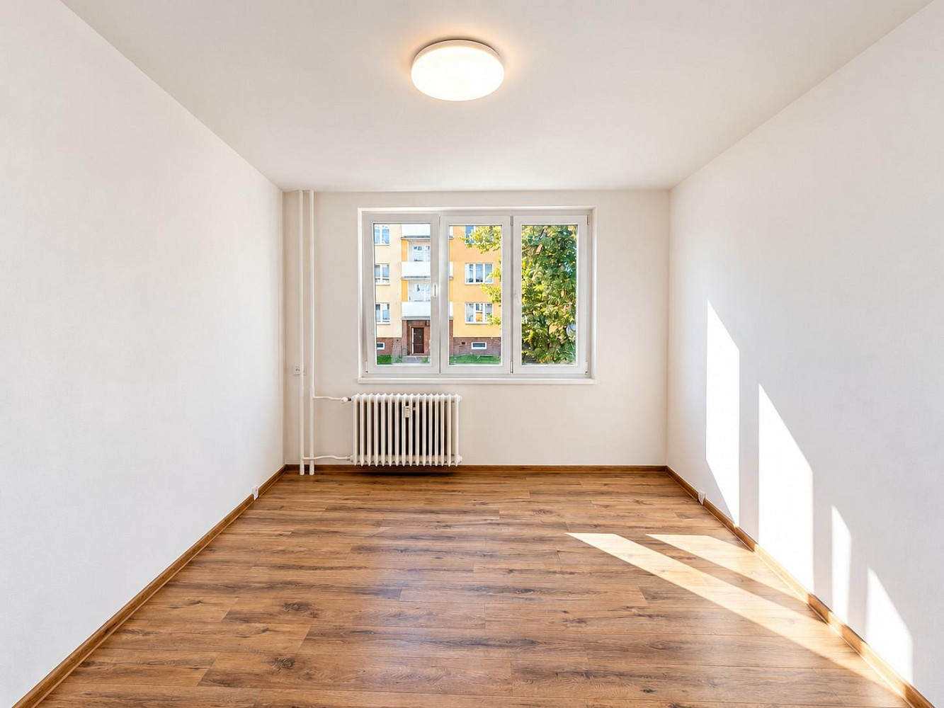 Pronájem bytu 2+1 53 m² – fotografie 3