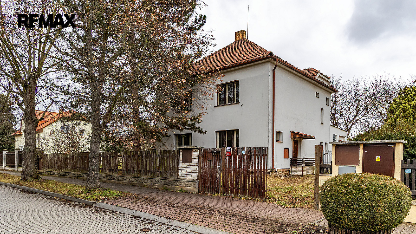 Prodej domu 235 m² s pozemkem 1 359 m²