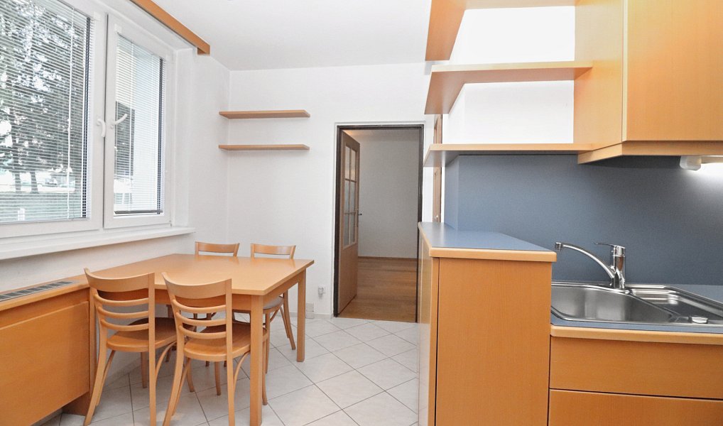 Pronájem bytu 3+1 72 m², Jihlava – náhled fotky 3