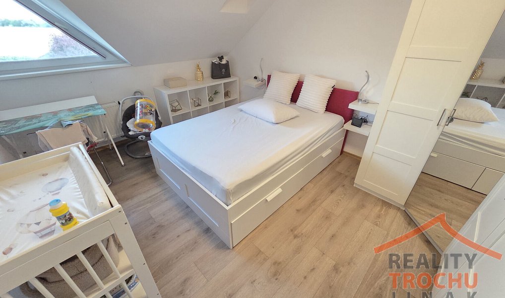 Prodej domu 156 m² s pozemkem 327 m², Mikulovice – náhled fotky 9