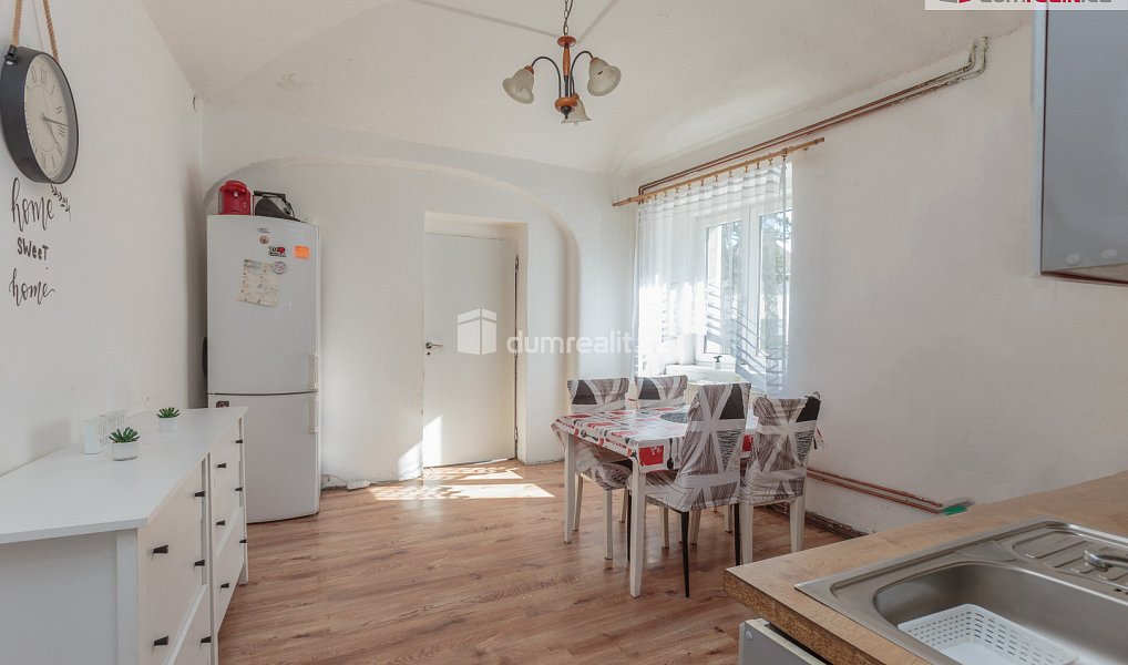 Prodej domu 360 m² s pozemkem 657 m², Králův Dvůr – náhled fotky 8