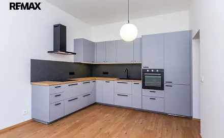 Pronájem bytu 2+kk 48 m²