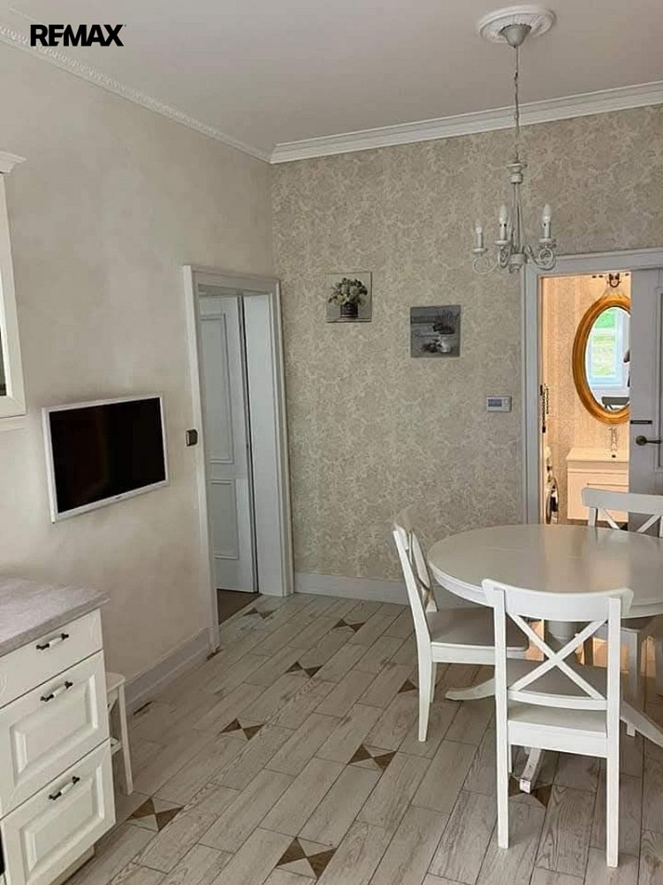 Pronájem bytu 1+1 40 m² – fotografie 3