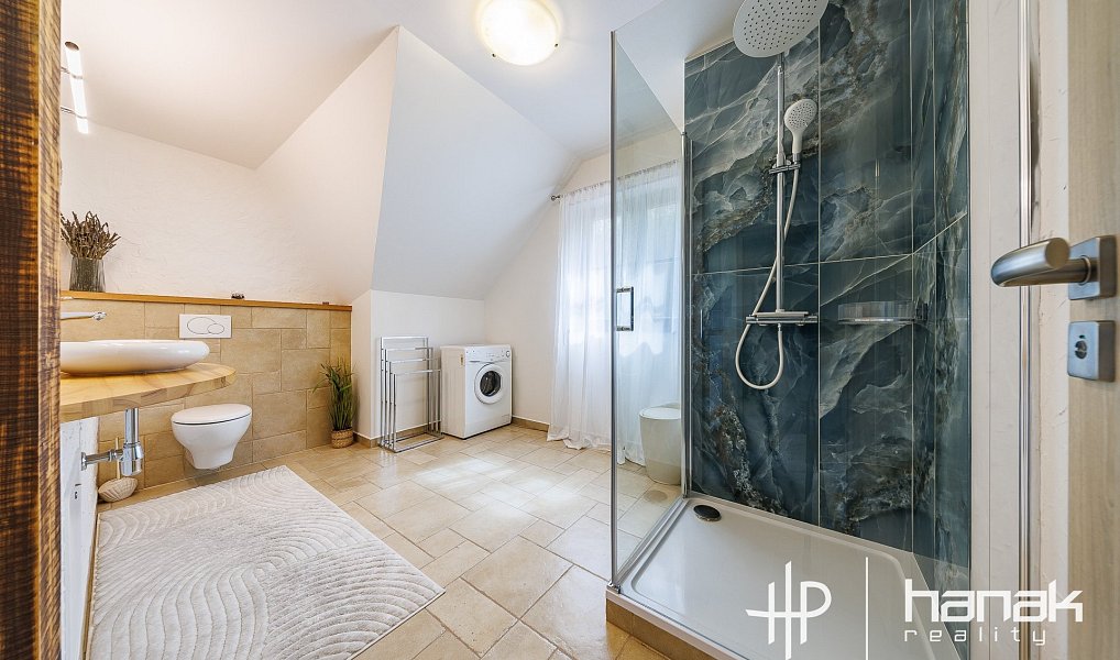 Prodej domu 170 m² s pozemkem 1 384 m², Oborná – náhled fotky 26