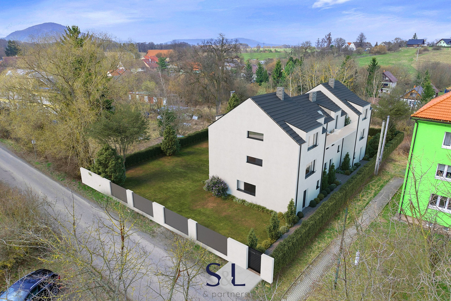 Prodej stavebního pozemku 1 026 m² – pohled 2