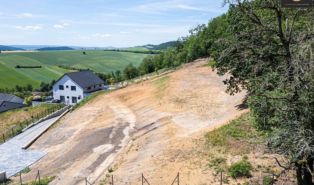 Prodej domu 570 m² s pozemkem 2 762 m², Králův Dvůr – náhled fotky 19