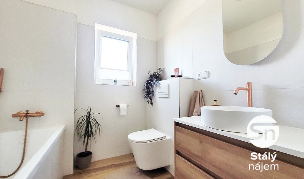 Pronájem bytu 3+kk 78 m², Svinaře – náhled fotky 18
