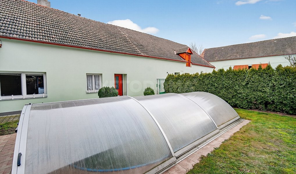 Prodej domu 231 m² s pozemkem 1 422 m², Benešovice – náhled fotky 34