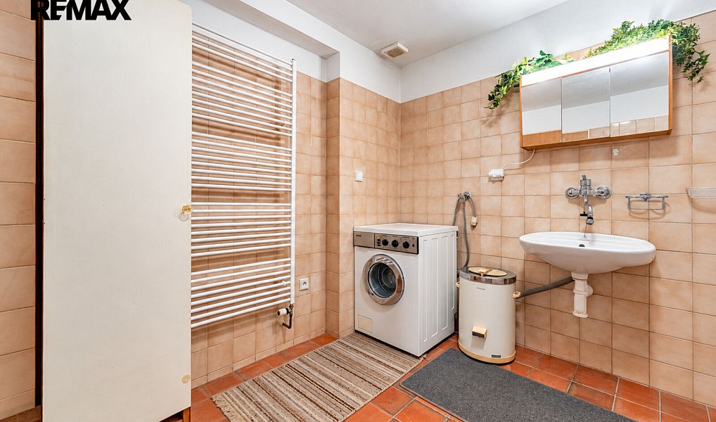 Prodej domu 427 m² s pozemkem 858 m², Brno – náhled fotky 17