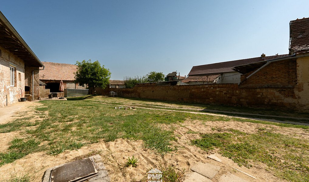 Prodej domu 238 m² s pozemkem 1 218 m², Malešovice – náhled fotky 39