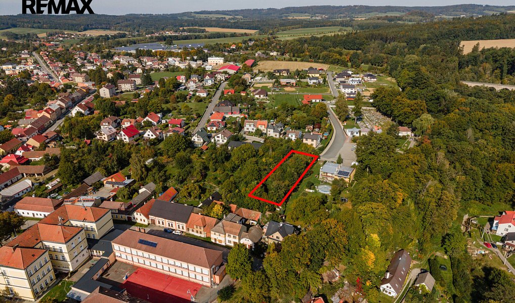 Prodej stavebního pozemku 900 m², Chýnov – náhled fotky 4