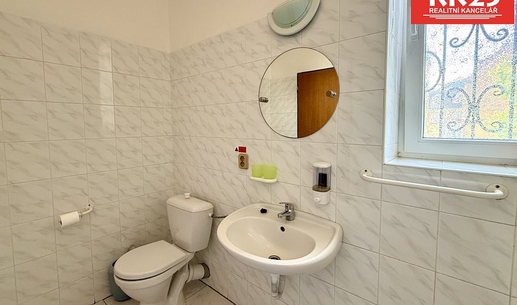 Pronájem bytu 1+kk 40 m², Mariánské Lázně – náhled fotky 6