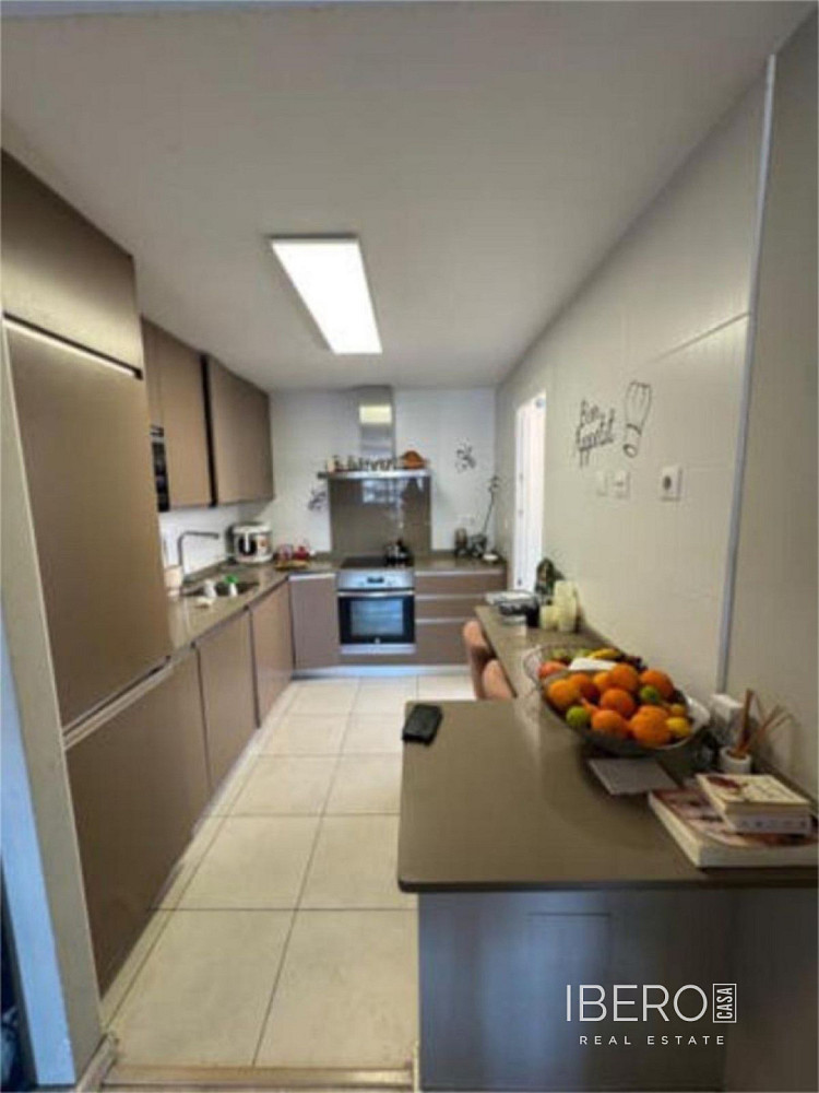 Piso 4+kk – Marbella, Nueva Andalucía - Vista 4